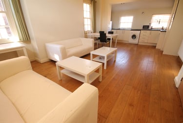 2 bed flat, Swinburn Place, Newcastle Upon Tyne, Newcastle, NE46AY - Image 1